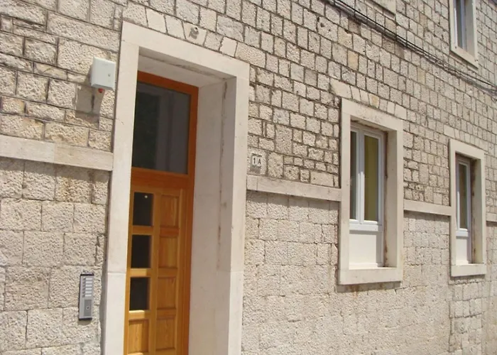 招待所 Klaudija's Charming & 特罗吉尔