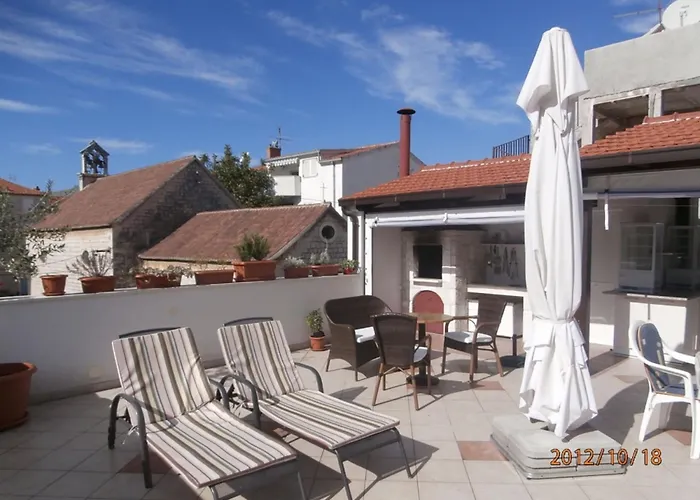 Klaudija's Charming &