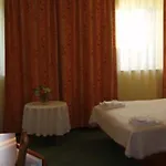 Klaudija's Charming &